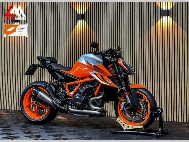 ktm - 1290-super-duke-r