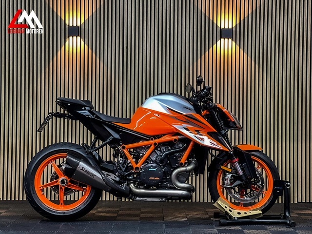 ktm - 1290-super-duke-r