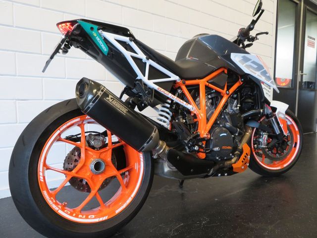 ktm - 1290-super-duke-r