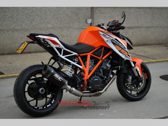 ktm - 1290-super-duke-r