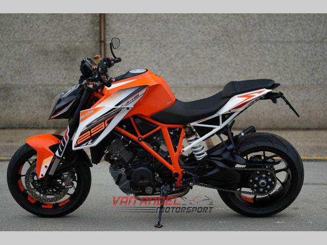 ktm - 1290-super-duke-r