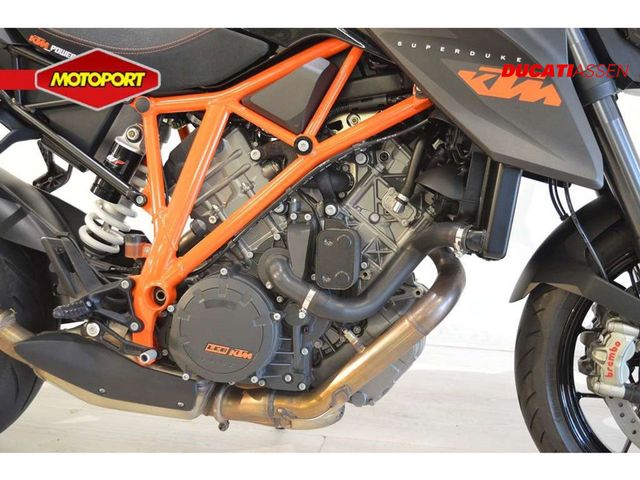 ktm - 1290-super-duke-r