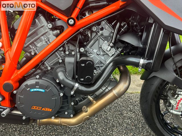 ktm - 1290-super-duke-r