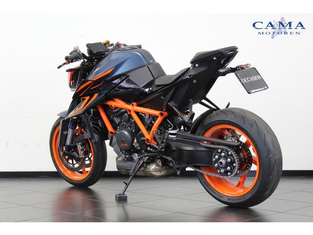 ktm - 1290-super-duke-r