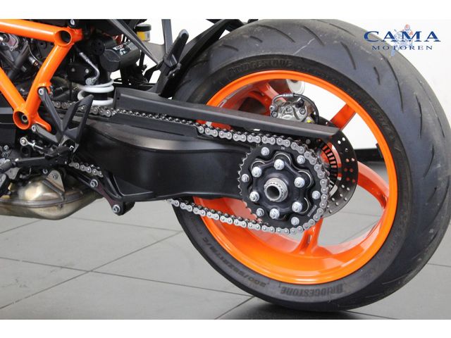 ktm - 1290-super-duke-r