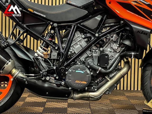 ktm - 1290-super-duke-r