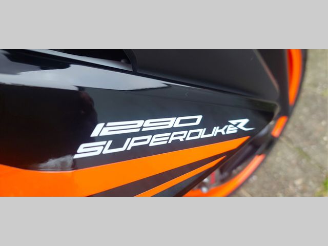 ktm - 1290-super-duke-r