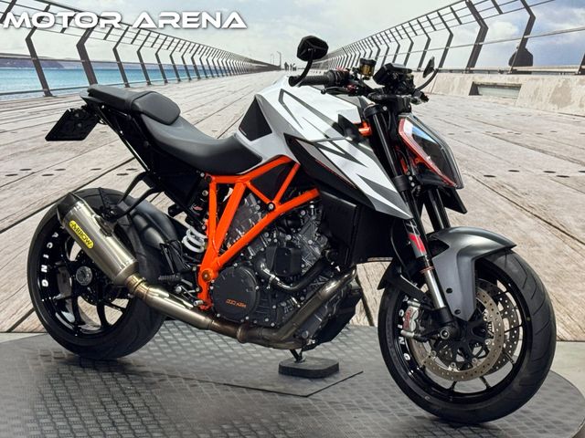 ktm - 1290-super-duke-r