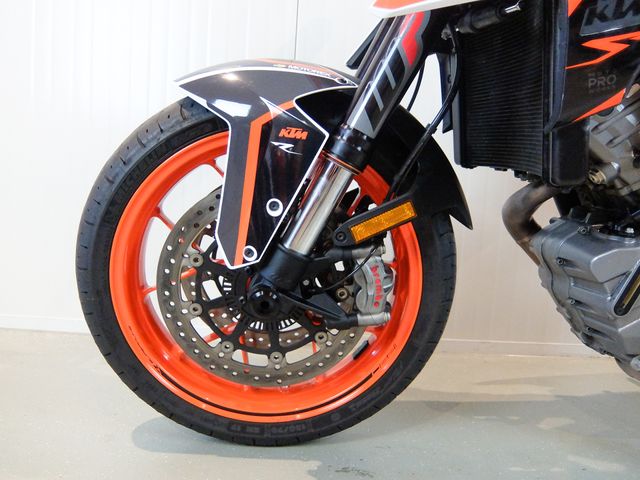 ktm - 1290-super-duke-r