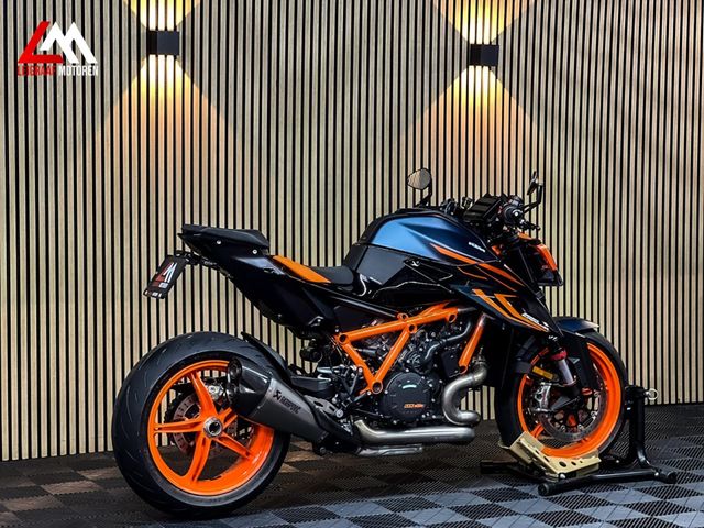 ktm - 1290-super-duke-r