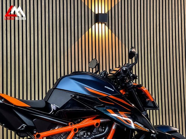 ktm - 1290-super-duke-r