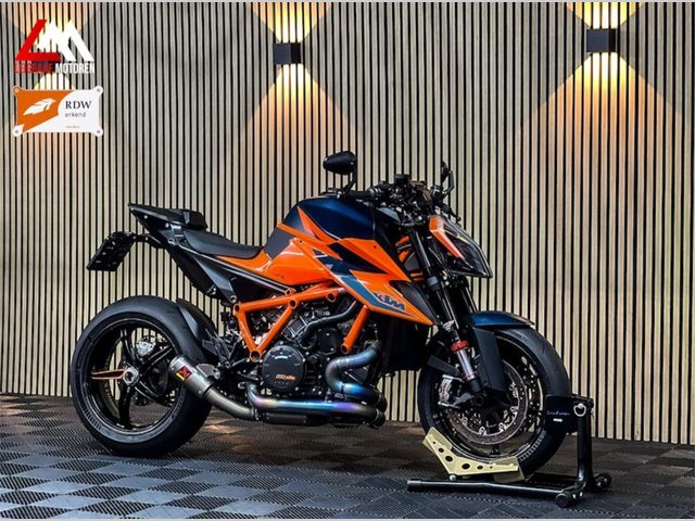 ktm - 1290-super-duke-r