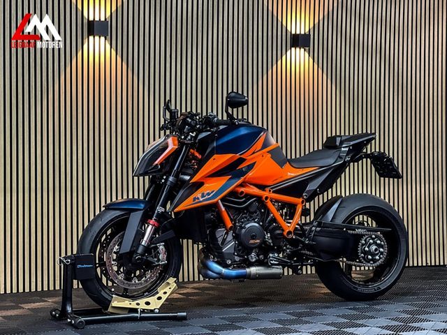 ktm - 1290-super-duke-r