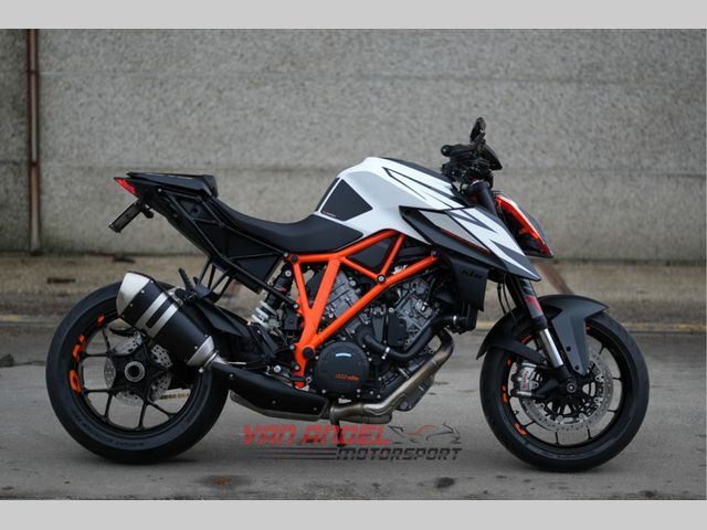 ktm - 1290-super-duke-r