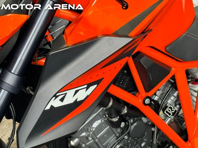 ktm - 1290-super-duke-r