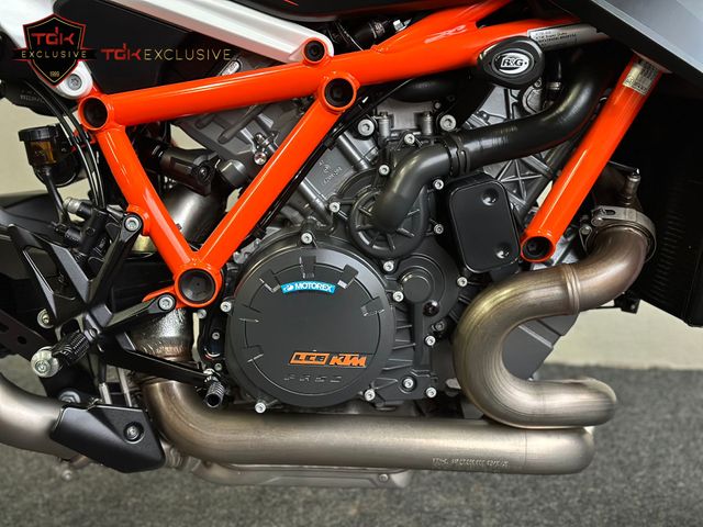 ktm - 1290-super-duke-r