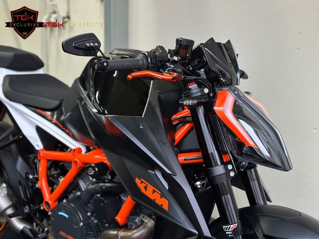 ktm - 1290-super-duke-r