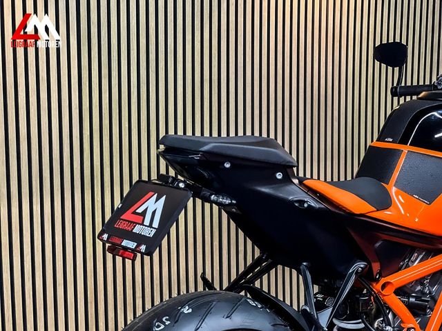 ktm - 1290-super-duke-r