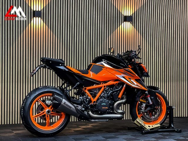 ktm - 1290-super-duke-r