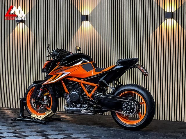 ktm - 1290-super-duke-r