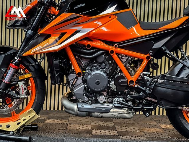 ktm - 1290-super-duke-r