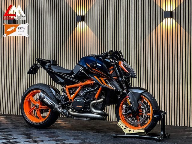 ktm - 1290-super-duke-r