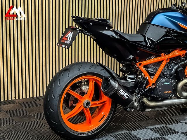 ktm - 1290-super-duke-r