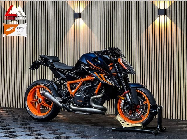 ktm - 1290-super-duke-r