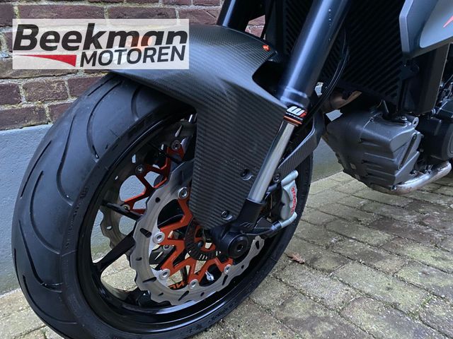 ktm - 1290-super-duke-r