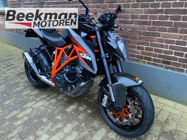 ktm - 1290-super-duke-r