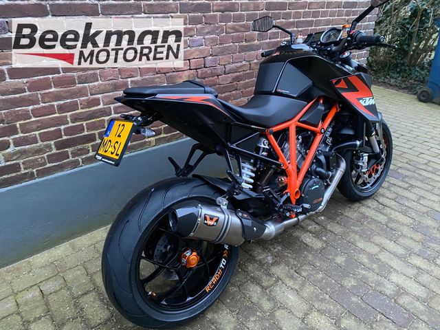 ktm - 1290-super-duke-r