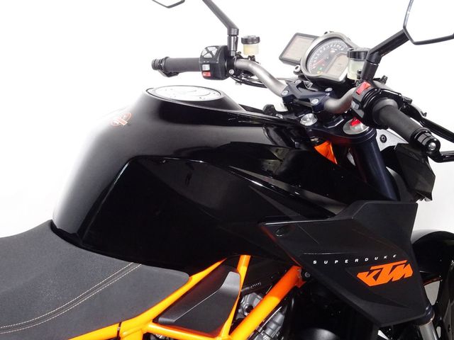 ktm - 1290-super-duke-r
