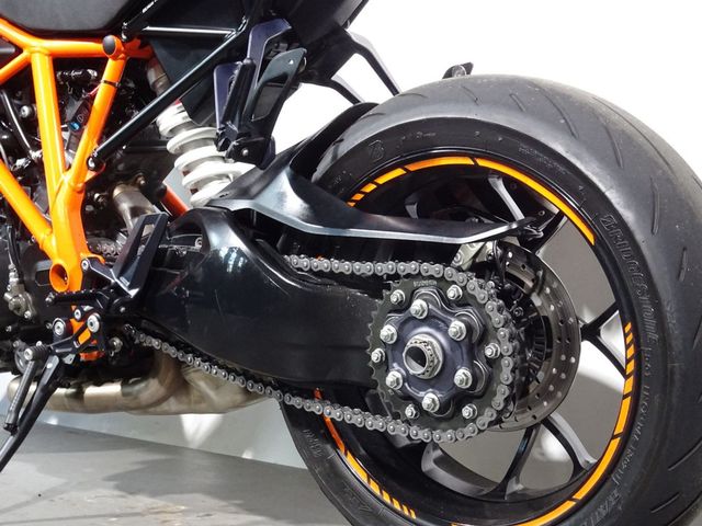 ktm - 1290-super-duke-r