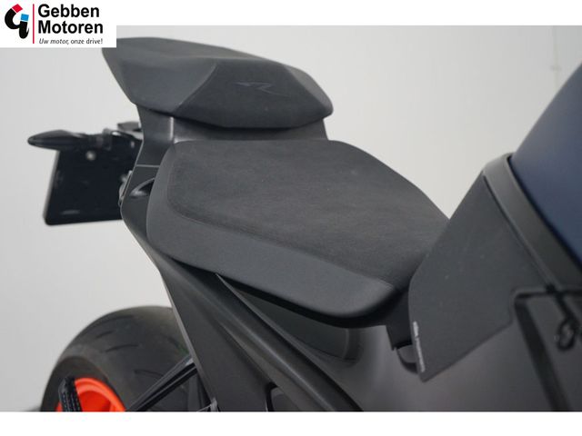 ktm - 1290-super-duke-r