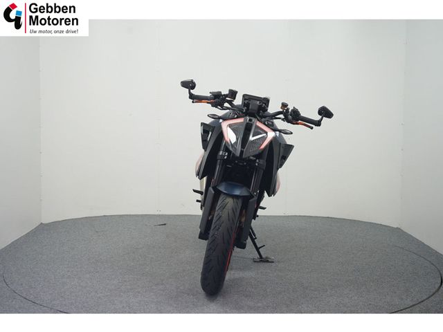 ktm - 1290-super-duke-r