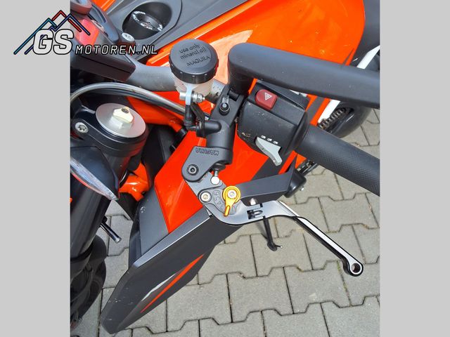 ktm - 1290-super-duke-r