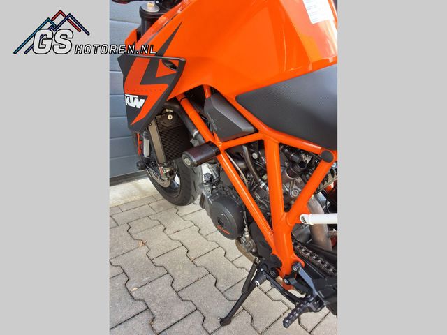 ktm - 1290-super-duke-r