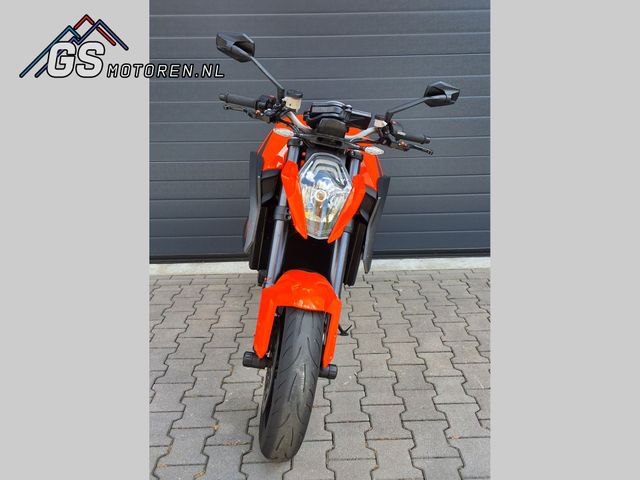 ktm - 1290-super-duke-r