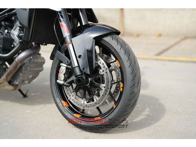 ktm - 1290-super-duke-r