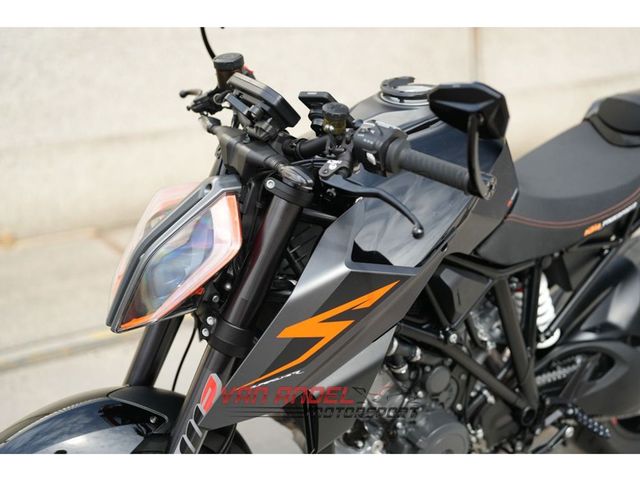 ktm - 1290-super-duke-r