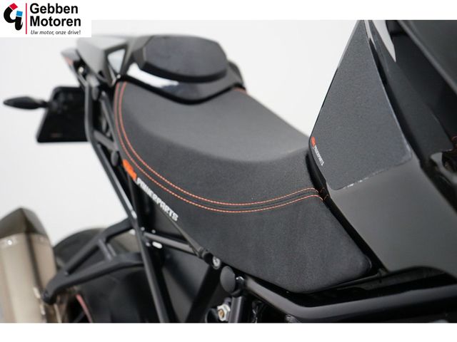 ktm - 1290-super-duke-r