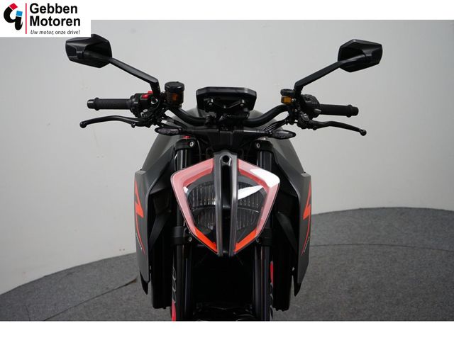 ktm - 1290-super-duke-r