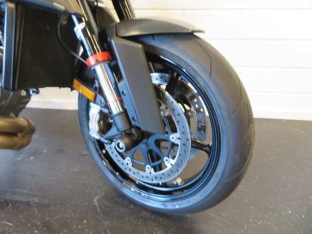 ktm - 1290-super-duke-r