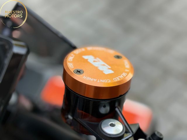 ktm - 1290-super-duke-r
