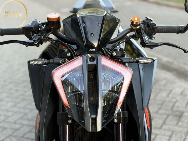 ktm - 1290-super-duke-r