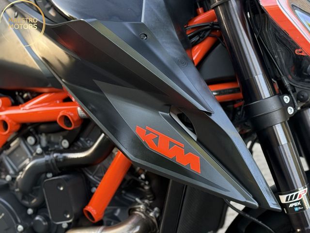ktm - 1290-super-duke-r