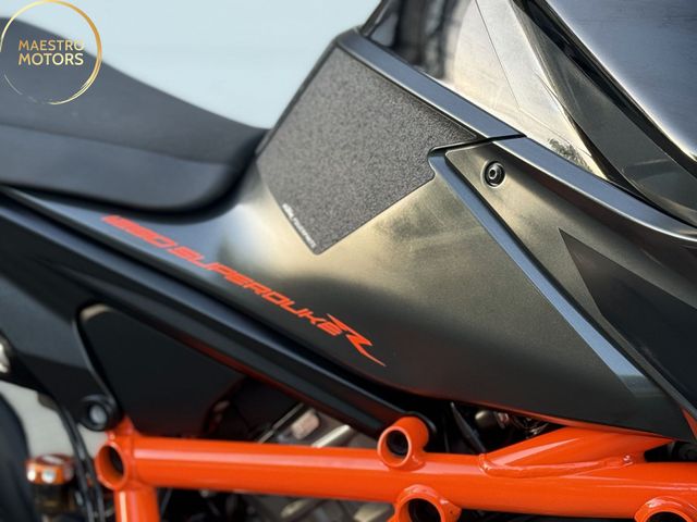 ktm - 1290-super-duke-r