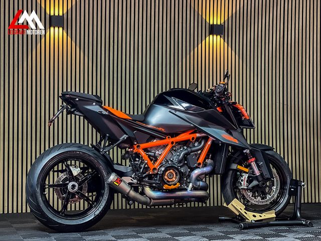 ktm - 1290-super-duke-r