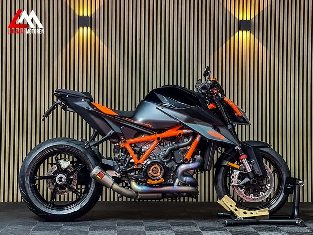 ktm - 1290-super-duke-r