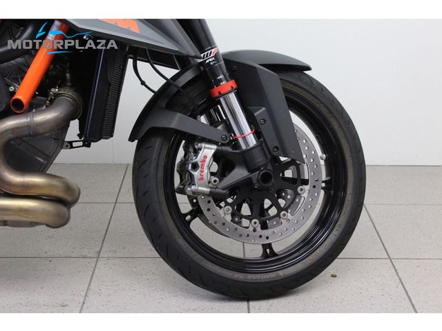 ktm - 1290-super-duke-r